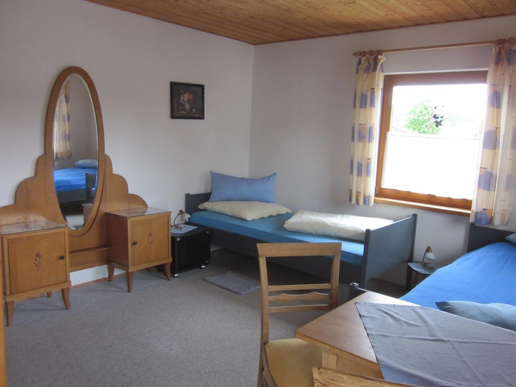 Ferienwohnung Steinbauer Opfenbach エクステリア 写真